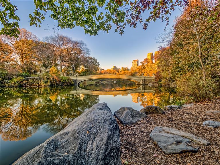 Farbenpracht des Indian Summer  ©johnandersonphoto/istock